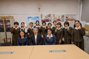 記念式典と講演・シンポジウムが行われました。