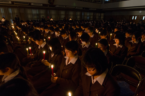 12月21日は、キャンドルサービスと2学期終業式でし